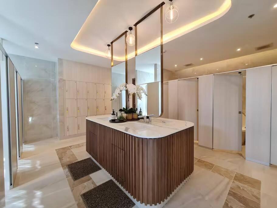 Astra Sky River High Floor,3 Bedrooms 97㎡ 山景房带浴缸 Chiang Mai Exteriör bild