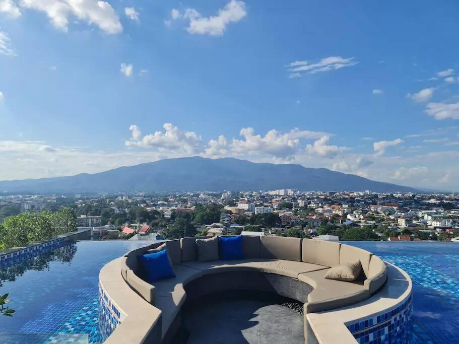 Astra Sky River High Floor,3 Bedrooms 97㎡ 山景房带浴缸 Chiang Mai Exteriör bild