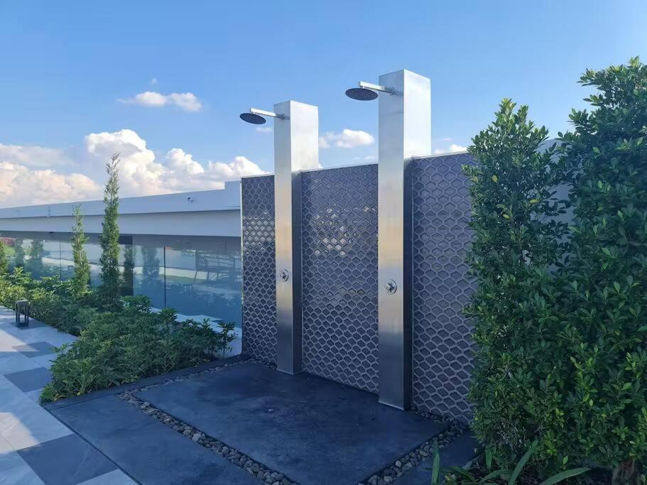 Astra Sky River High Floor,3 Bedrooms 97㎡ 山景房带浴缸 Chiang Mai Exteriör bild